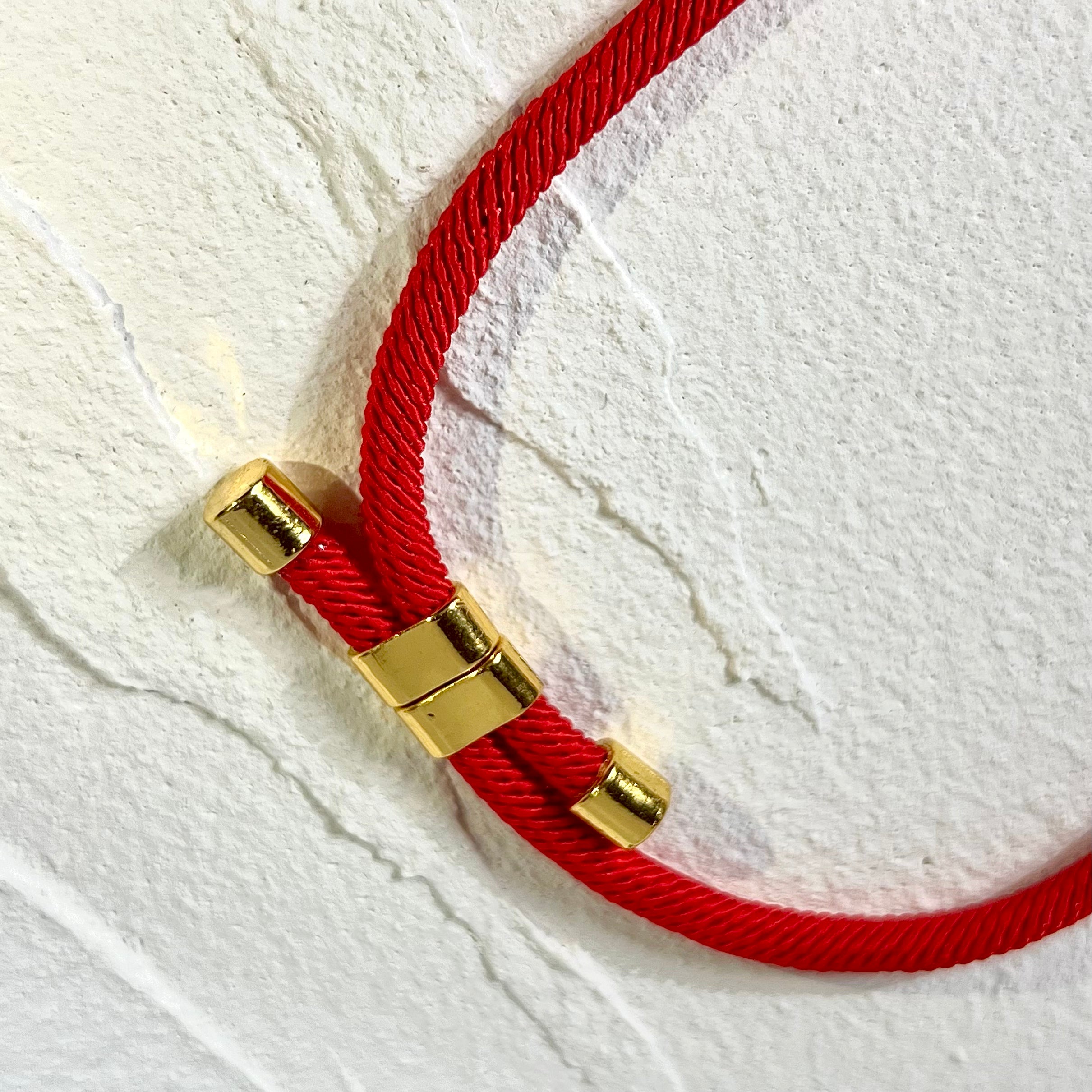 Gold Longevity Lock Bracelet: A Symbol of Health, Prosperity, and Protection - Looziivet