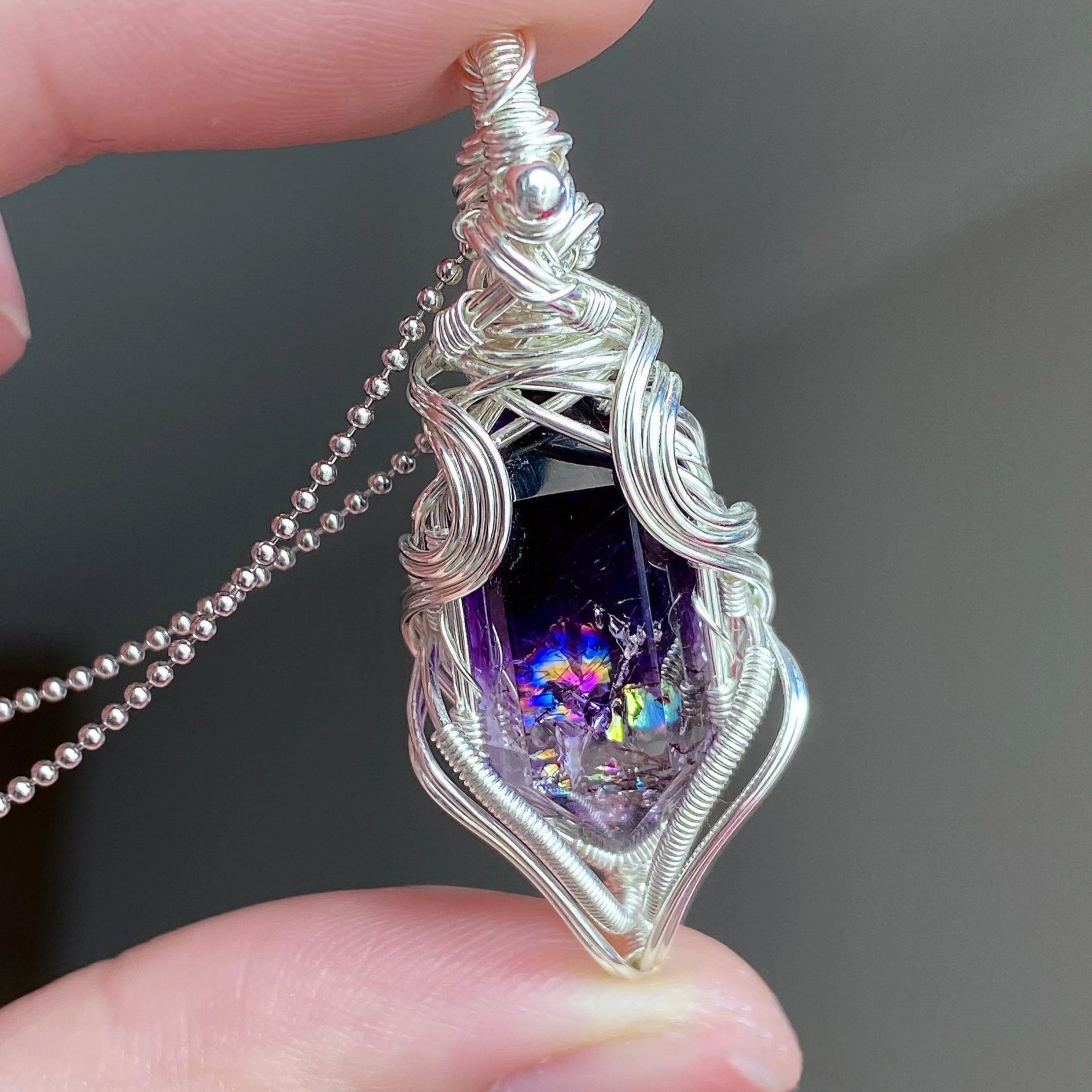 Handcrafted Wire-Wrapped Crystal Necklace - Looziivet