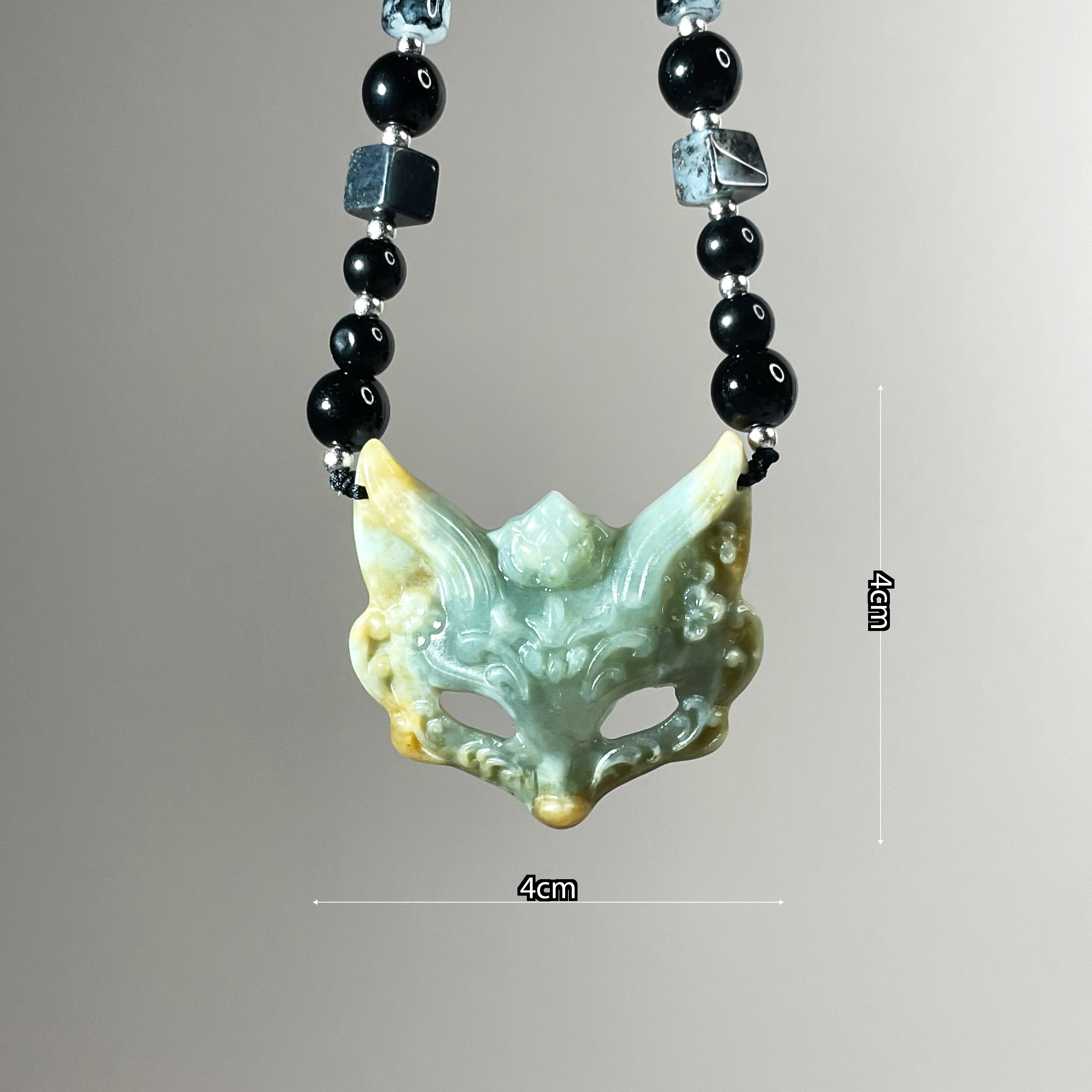 Handcrafted Fox Mask in Xiu Jade - One and Only, A Unique Blend of Elegance and Symbolism - Looziivet