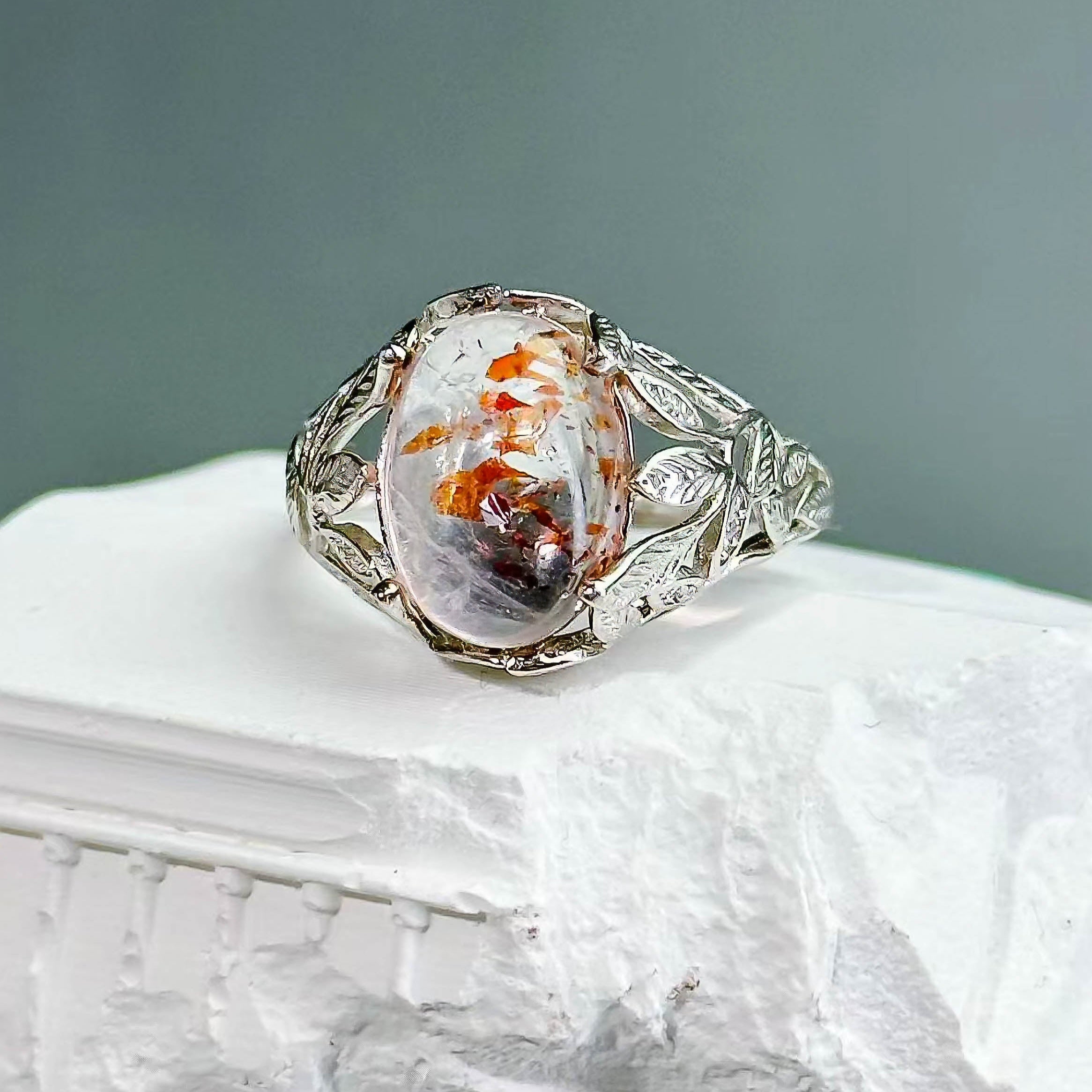 Red Gel Flower Crystal Ring